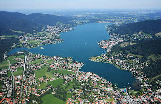 Aerial image of the Tegernsee (view from the southeast)