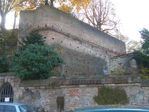 Lueginslandbastion