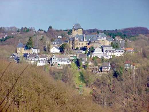 Schloss-burg-20040223-135s
