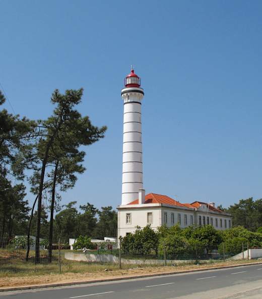 Villa Real Lighthouse 02