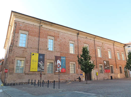 Palazzo Cusani (Parma) - facciata 2022-08-06