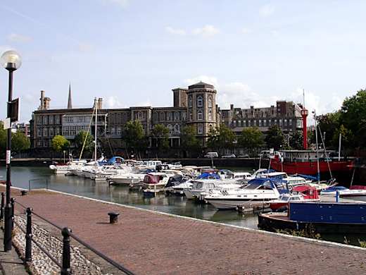 Bathurst Basin and the Bristol General Hospital - geograph.org.uk - 245561