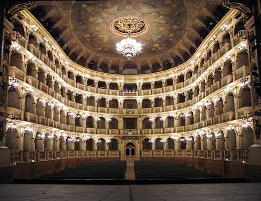Teatro Comunale Bologna