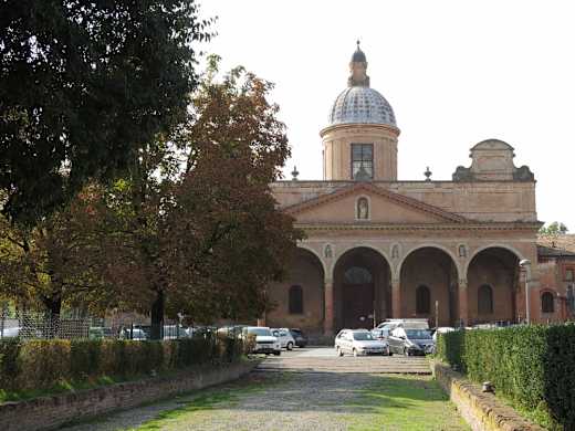 Bologna Chiesa Baraccano e piazza