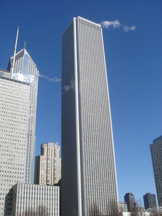 Aon Center2