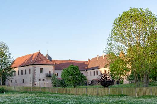Wartmannsroth, Waizenbach, Schloß-001