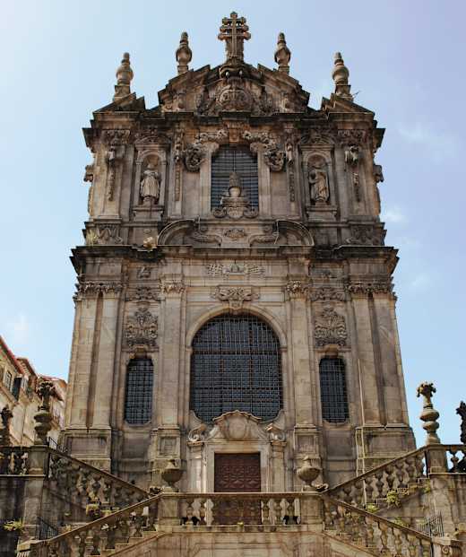 Igreja dos Clérigos. Em Portugal, Porto