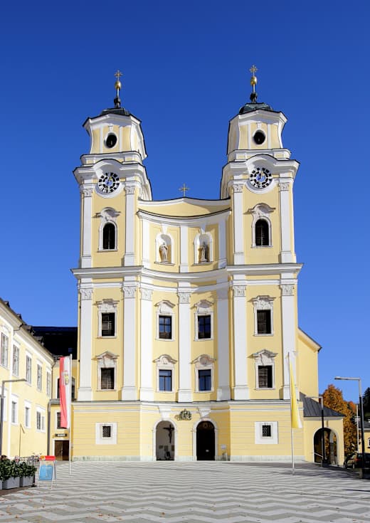 Mondsee - Basilika (2)