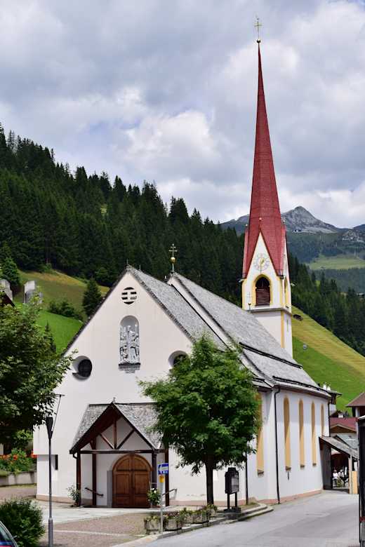 Tux-Vorderlanersbach - Pfarrkirche hl Thomas - II