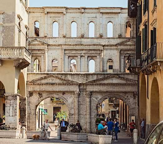 Porta Borsari (Verona)