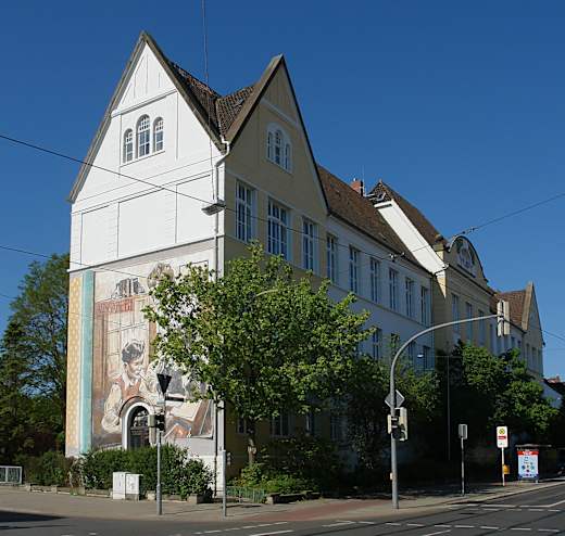Schule Auf der Hohwisch 01