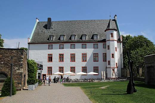 Koblenz im Buga-Jahr 2011 - Deutschordenskommende 02