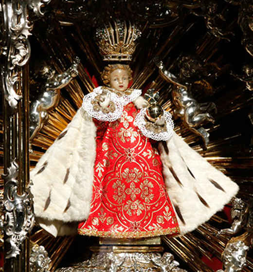 Child Jesus of Prague (original statue) (crop)