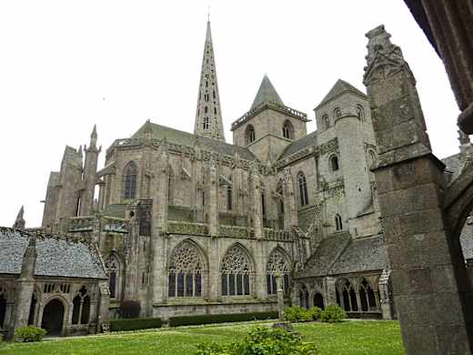 09 Tréguier La cathédrale