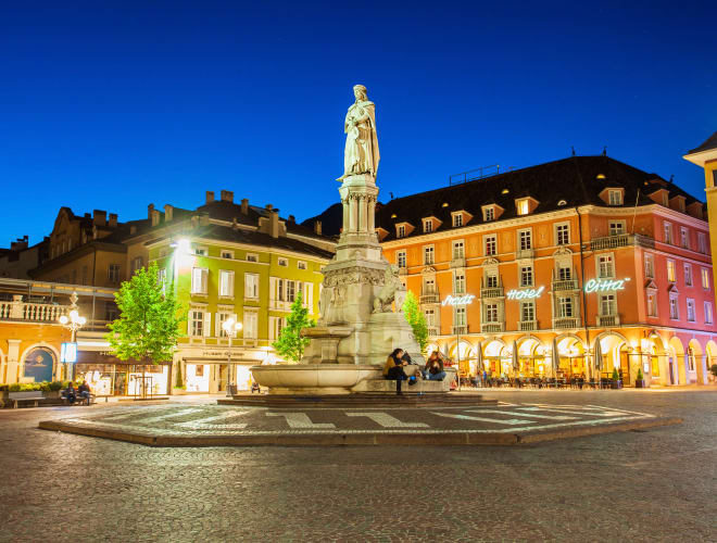 Bozen, Waltherplatz