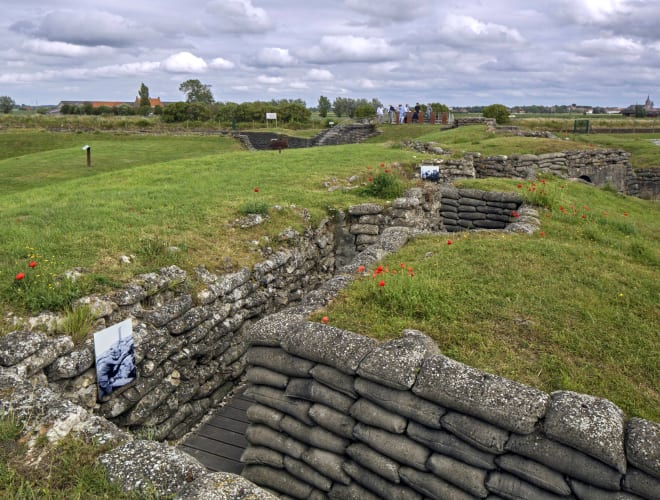 Diksmuide Kaaskerke, Totengraben