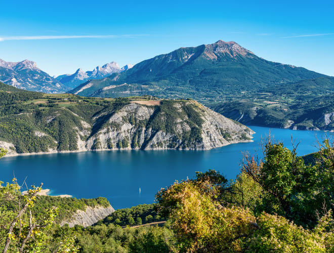 Embrun, Le lac de Serre-Ponçon
