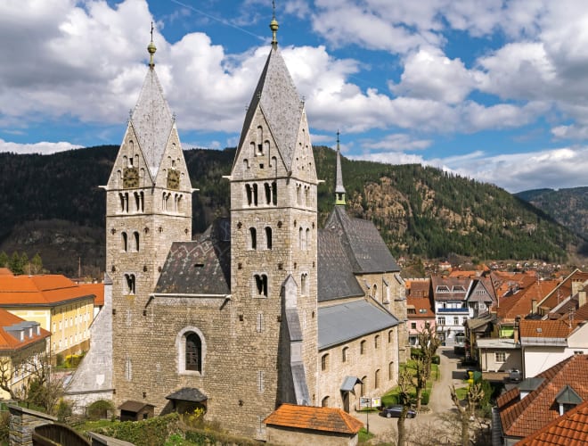 Pfarrkirche Friesach, Friesach Infos, Preise und mehr ADAC Maps