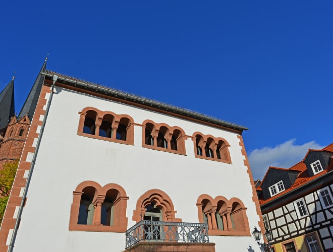 Romanisches Haus, Gelnhausen: Infos, Preise und mehr | ADAC Maps