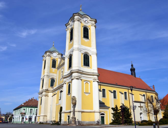Gyöngyös