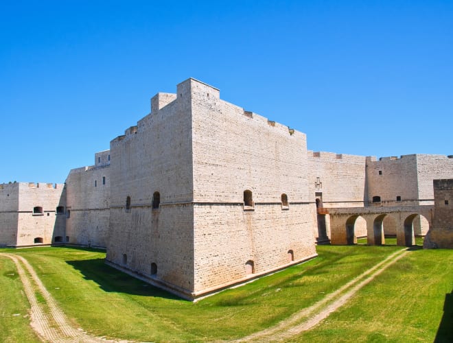 Tourismusinformation Barletta, Barletta Infos, Preise und mehr ADAC Maps