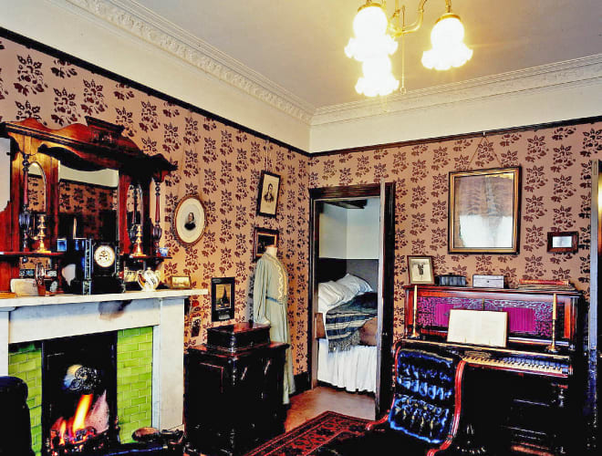 Glasgow, Tenement House