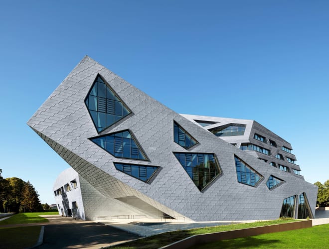 Lüneburg, Zentralgebäude der Universität