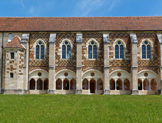 Saint-Nicolas-les-Cîteaux, Abbaye de Cîteaux