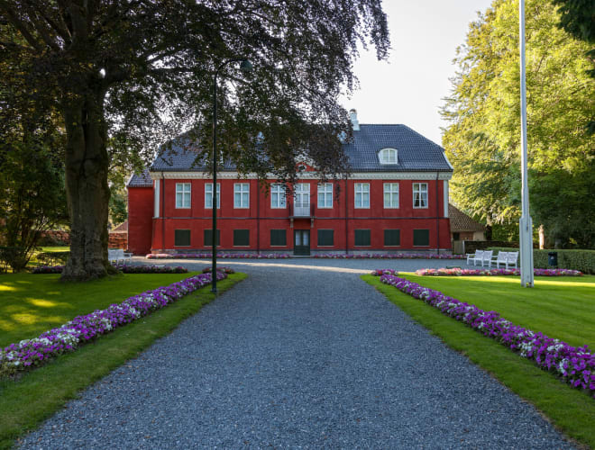 Stavanger, Breidablikk und Ledaal