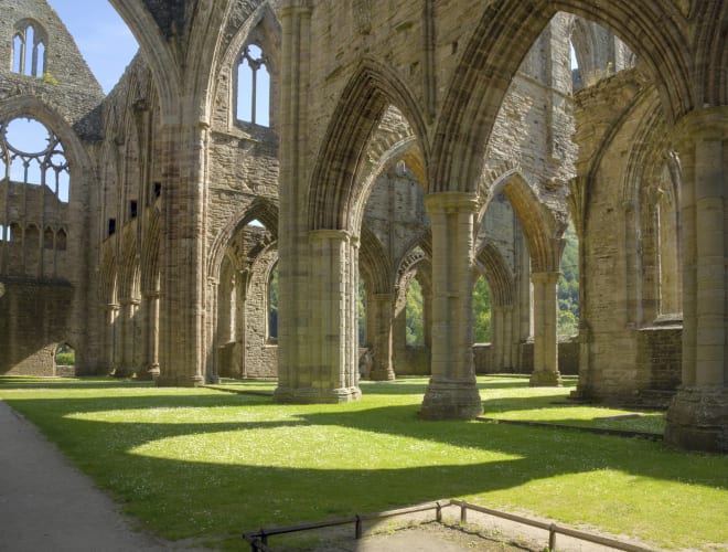 Tintern, Tintern Abbey