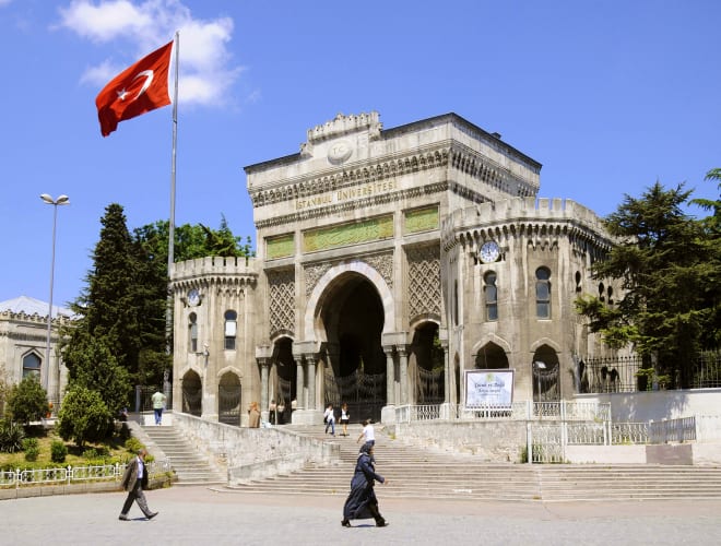 Istanbul, Universität