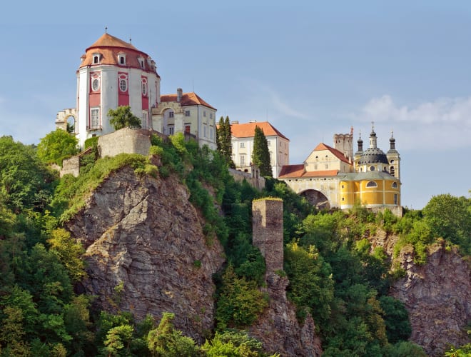 Schloss Vranov nad Dyji, Vranov Infos, Preise und mehr ADAC Maps