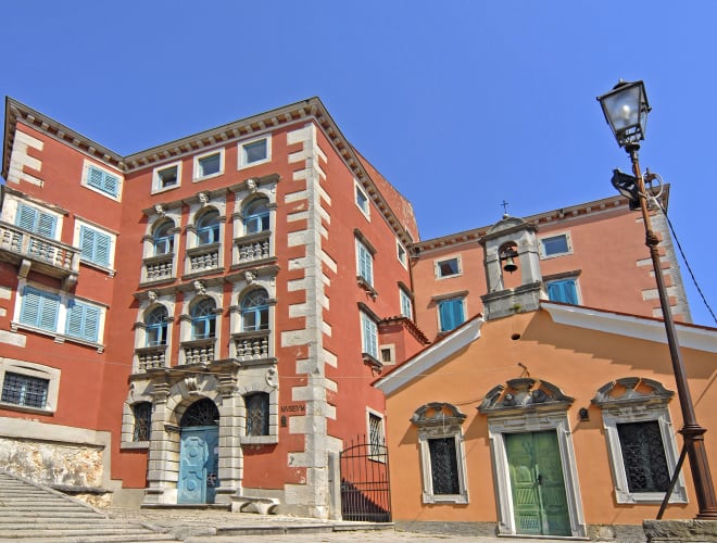 Labin, Palazzo Battiala