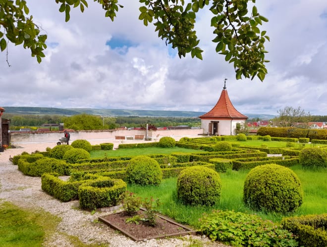 Riedlingen-Neufra, Historischer Hängegarten Neufra