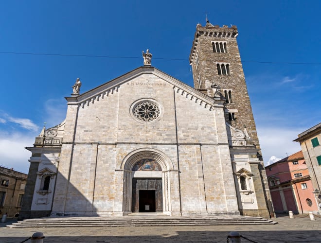 Sarzana, Cattedrale Santa Maria Assunta