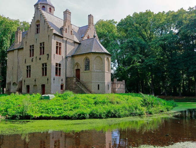 Veurne-Wulveringem, Kasteel Beauvoorde