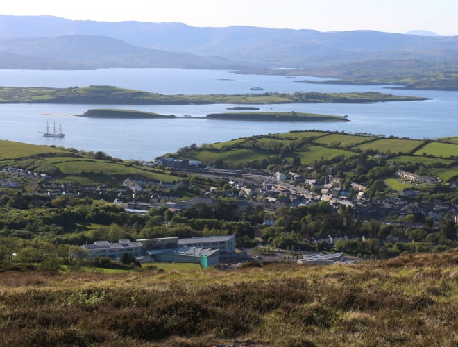 Tourismusinformation Bantry, Beanntraí Infos, Preise und mehr ADAC Maps
