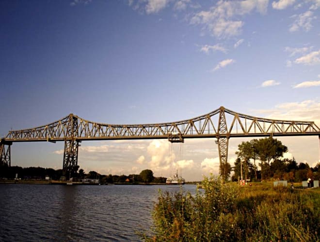 Osterrönfeld, Rendsburger Hochbrücke