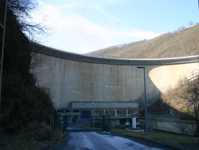 Esch an der Sauer, Obersauer-Staudamm