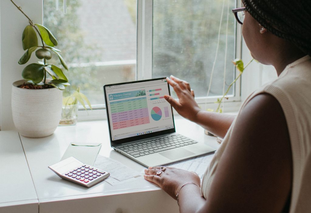 Hiring an excel expert with advanced excel skills
