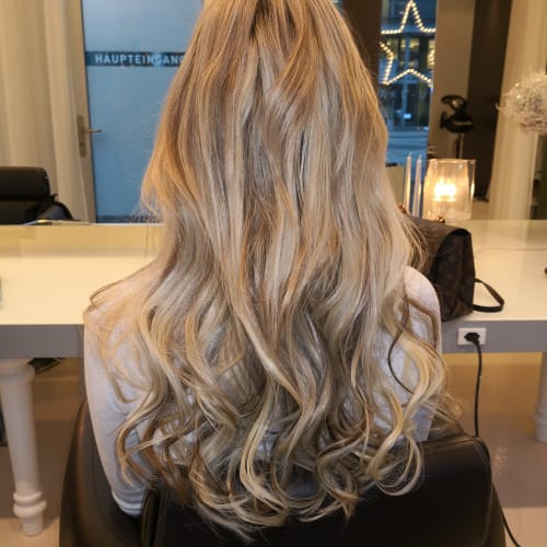 Haare richtig waschen um Haarausfall zu vermeiden