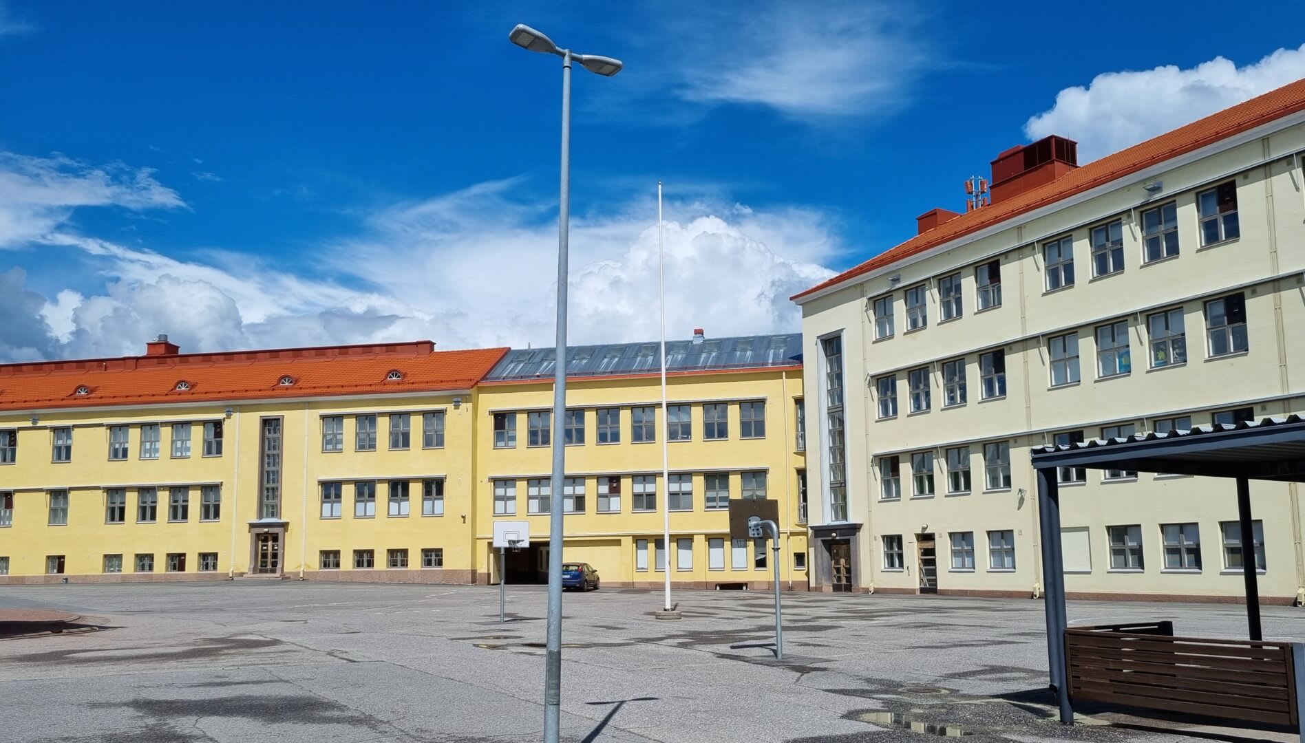 Nummen Koulutalon Peruskorjaus Turku NCC