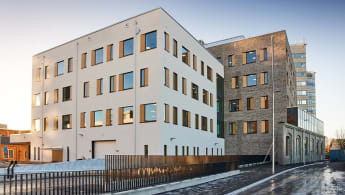 Socialtjänstens vita hus i Västerås.