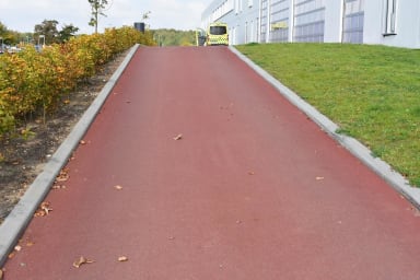 Rød asfalt ved Kolding Sygehus