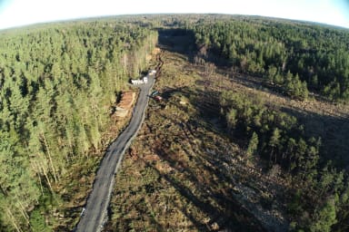 Skogsröjning och förberedande arbeten för arbetsvägar inom projektet Stenkullen-Ingelkärr.