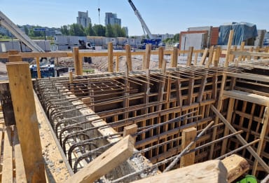 Väestönsuojan seinien valu