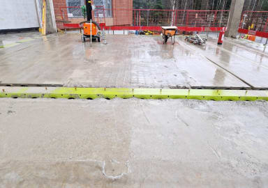 B-lohko alimman kerroksen katon valu