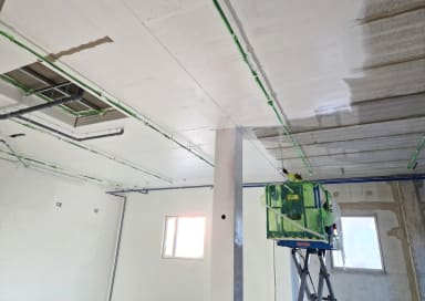 Kellarikerroksen maalausta