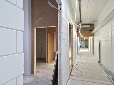 A-lohkon kellarin väliseiniä