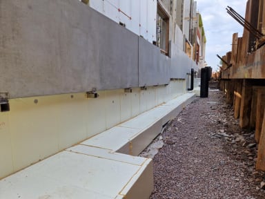 Sokkelin lämmöneristystä